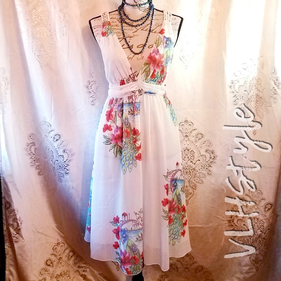 BB Dakota Dresses & Skirts - ⬇️ BB Dakota White Peacock Print Dress